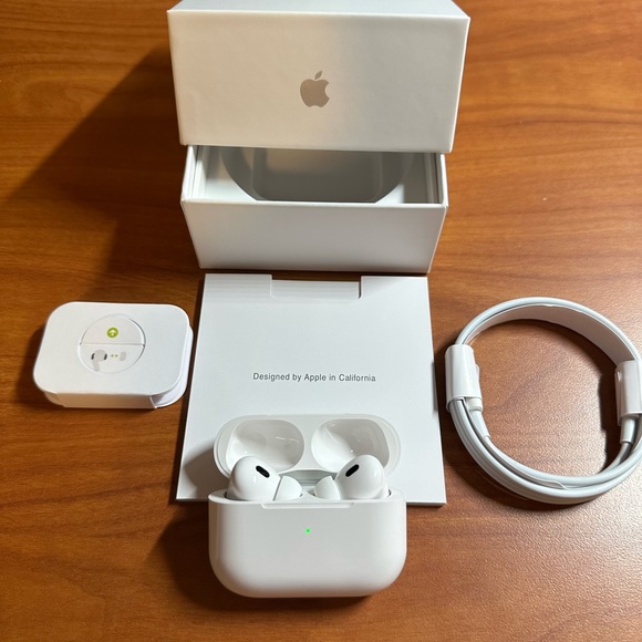 Apple AirPods Pro 2 - 2nd Generation with MagSafe Wireless Charging Case - White